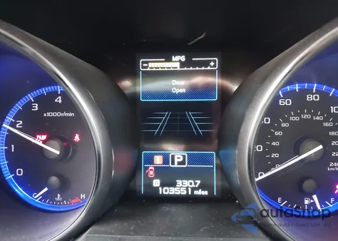 2017 Subaru Outback 2.5I Premium z USA, uszkodzony, nr VIN 4S4BSAFC9H3203968